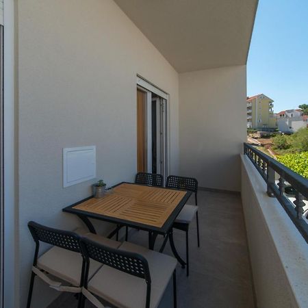 Apartmani Spiline Baska Voda Ngoại thất bức ảnh