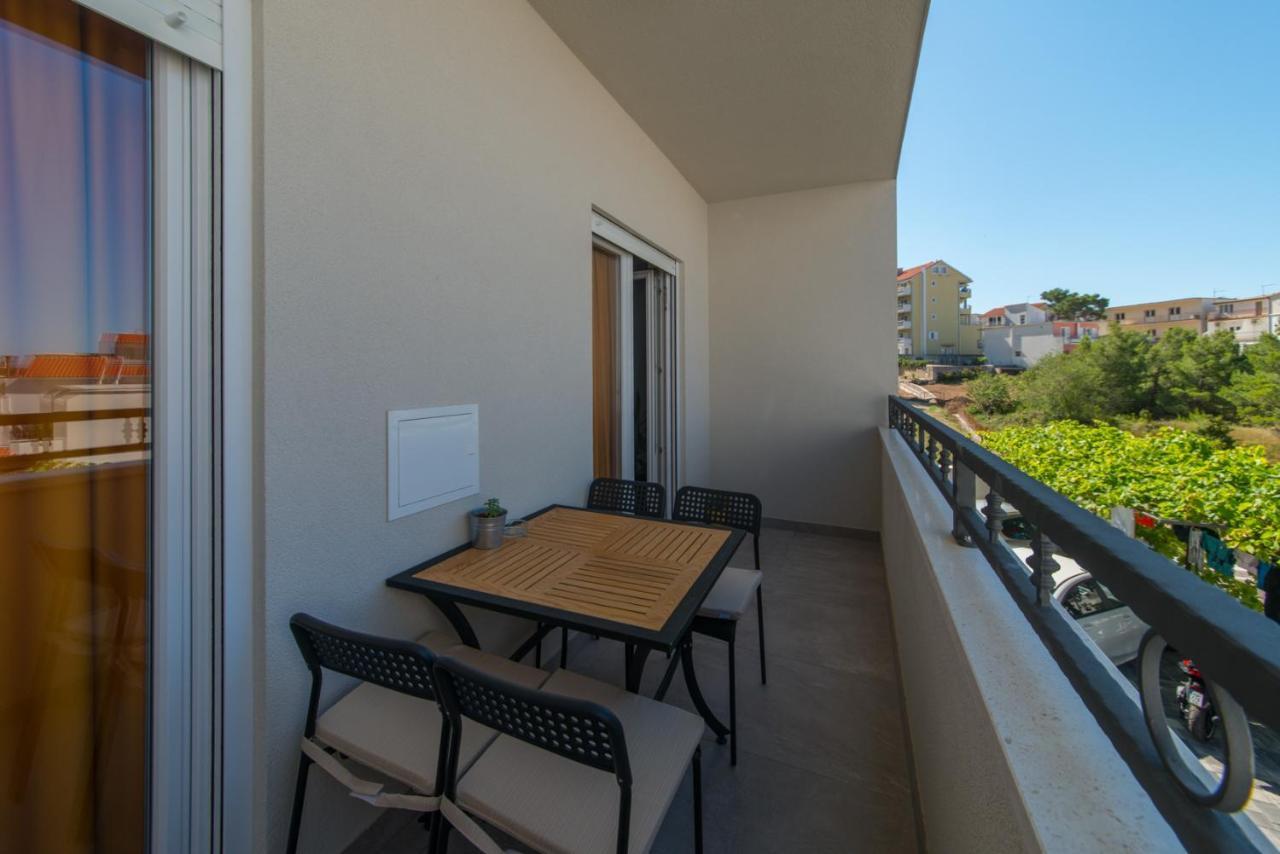 Apartmani Spiline Baska Voda Ngoại thất bức ảnh