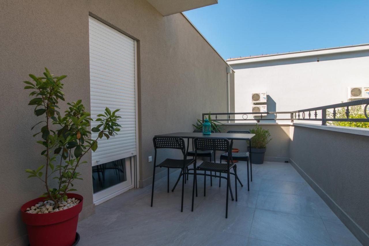 Apartmani Spiline Baska Voda Ngoại thất bức ảnh