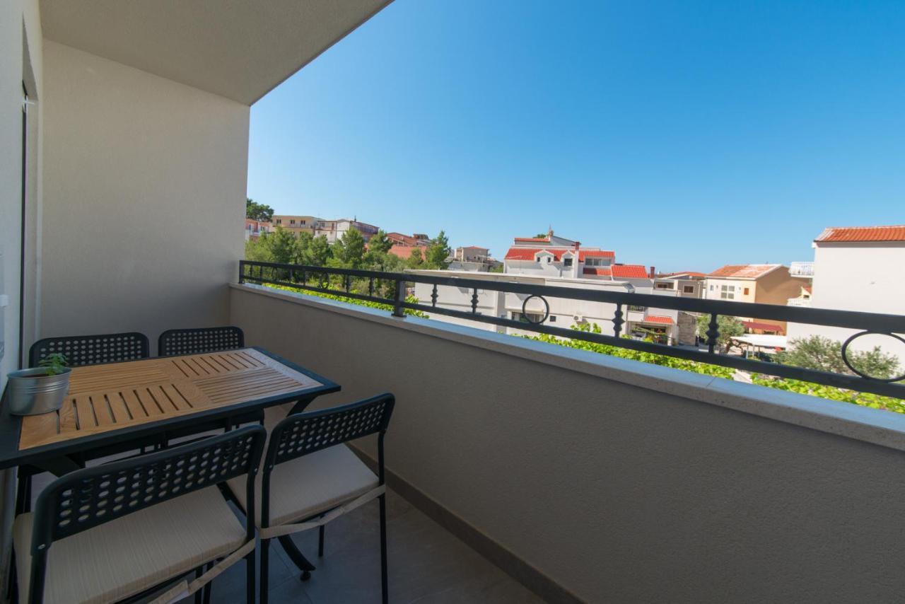 Apartmani Spiline Baska Voda Ngoại thất bức ảnh
