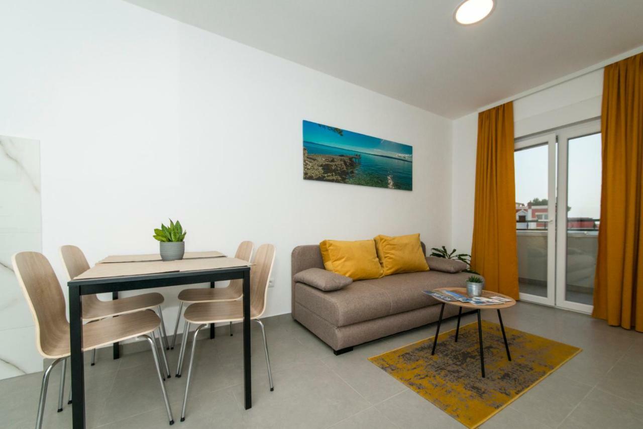 Apartmani Spiline Baska Voda Ngoại thất bức ảnh